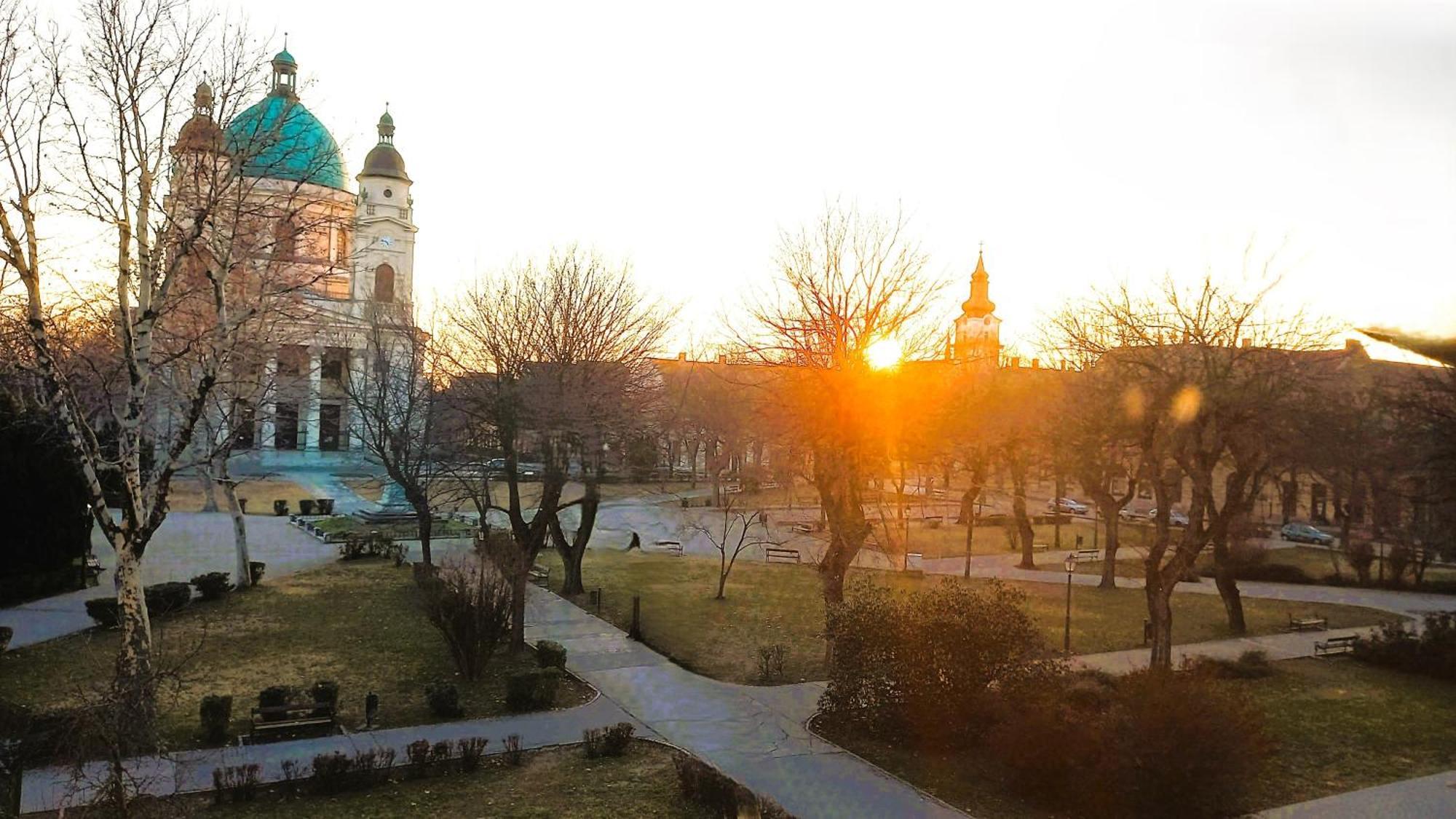 Panorama Apartman Cegled Luaran gambar